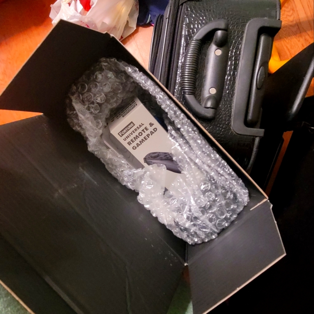 Virtual Reality (VR) Headsets - Picture 7 of 7